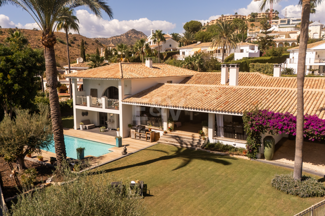 Andalusian Golf-Side Villa with Panoramic Sea Views