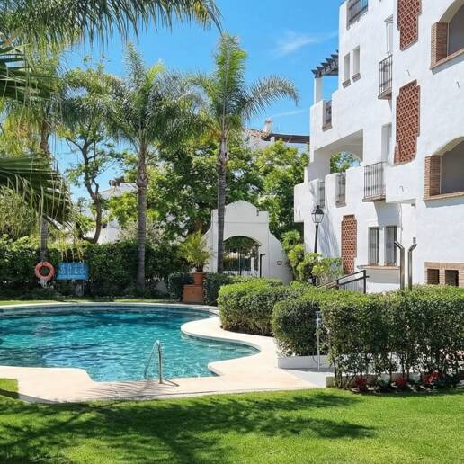 Vivir junto al Mar- El lujo de tenerlo todo a un paso: Piso Contemporáneo de dos dormitorios en Larga Temporada en Urbanización Boutique en San Pedro Playa