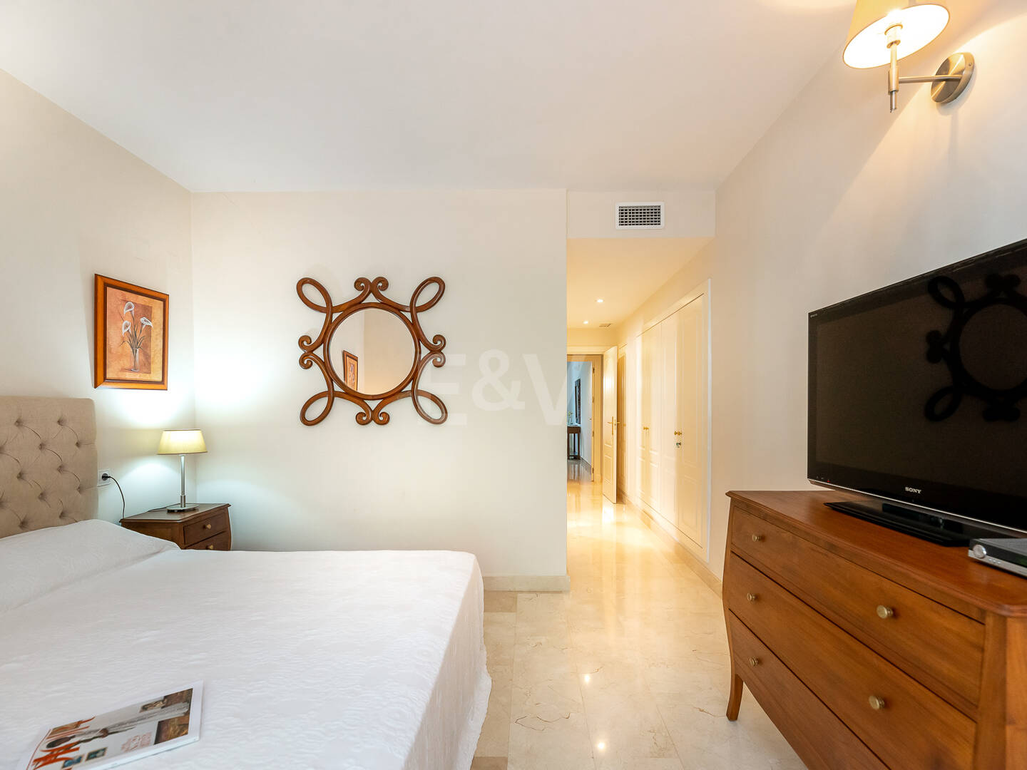 Living by the Sea—“Walking Distance” lifestyle. Contemporary 2-bedroom apartment for long-term rental in a boutique development in San Pedro Beach