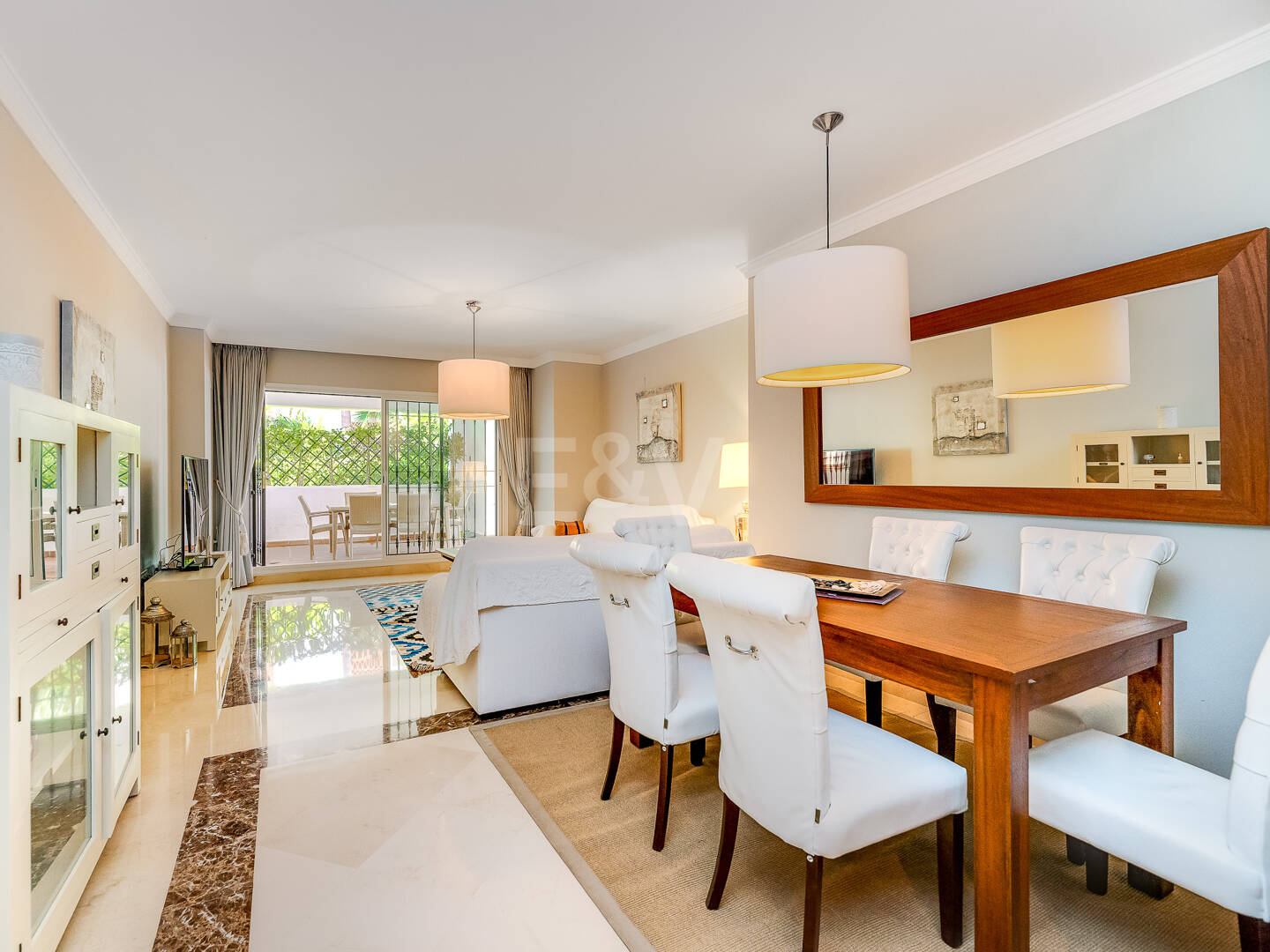 Living by the Sea—“Walking Distance” lifestyle. Contemporary 2-bedroom apartment for long-term rental in a boutique development in San Pedro Beach