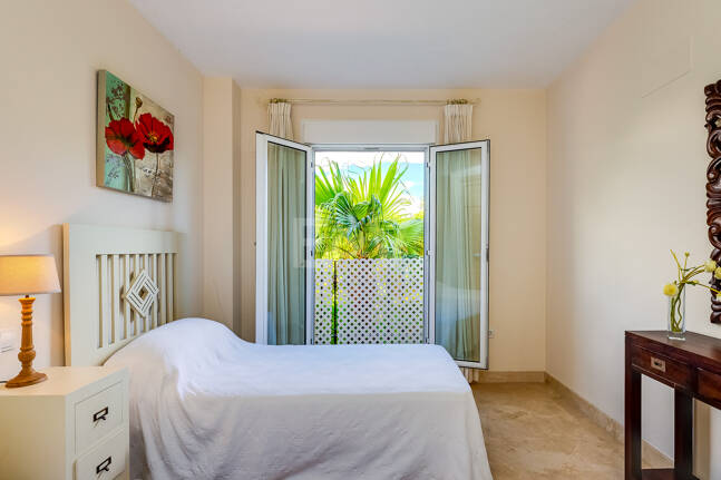 Vivir junto al Mar- El lujo de tenerlo todo a un paso: Piso Contemporáneo de dos dormitorios en Larga Temporada en Urbanización Boutique en San Pedro Playa