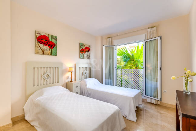 Vivir junto al Mar- El lujo de tenerlo todo a un paso: Piso Contemporáneo de dos dormitorios en Larga Temporada en Urbanización Boutique en San Pedro Playa