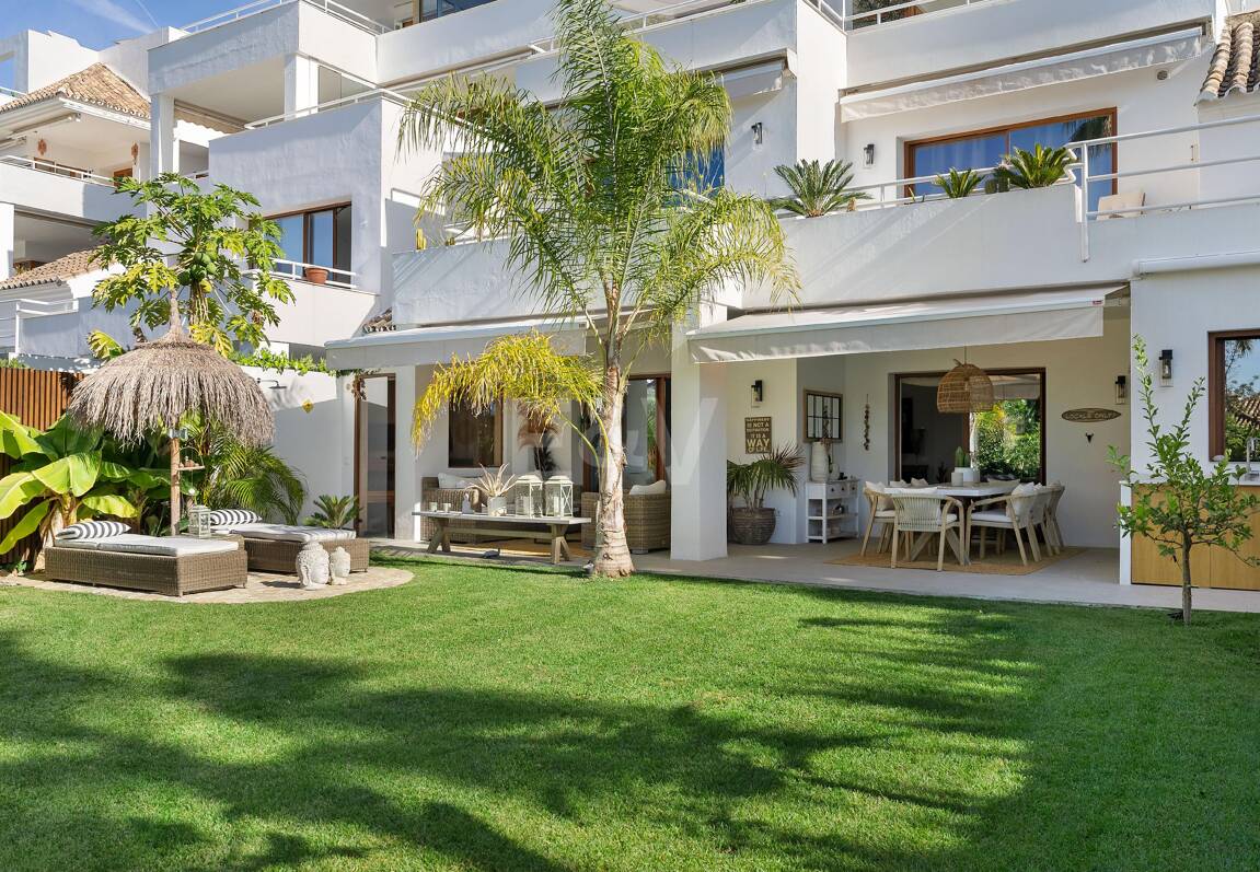 Blizniaki na sprzedaż w Las Brisas, Nueva Andalucia