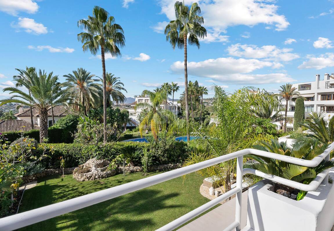 Blizniaki na sprzedaż w Las Brisas, Nueva Andalucia