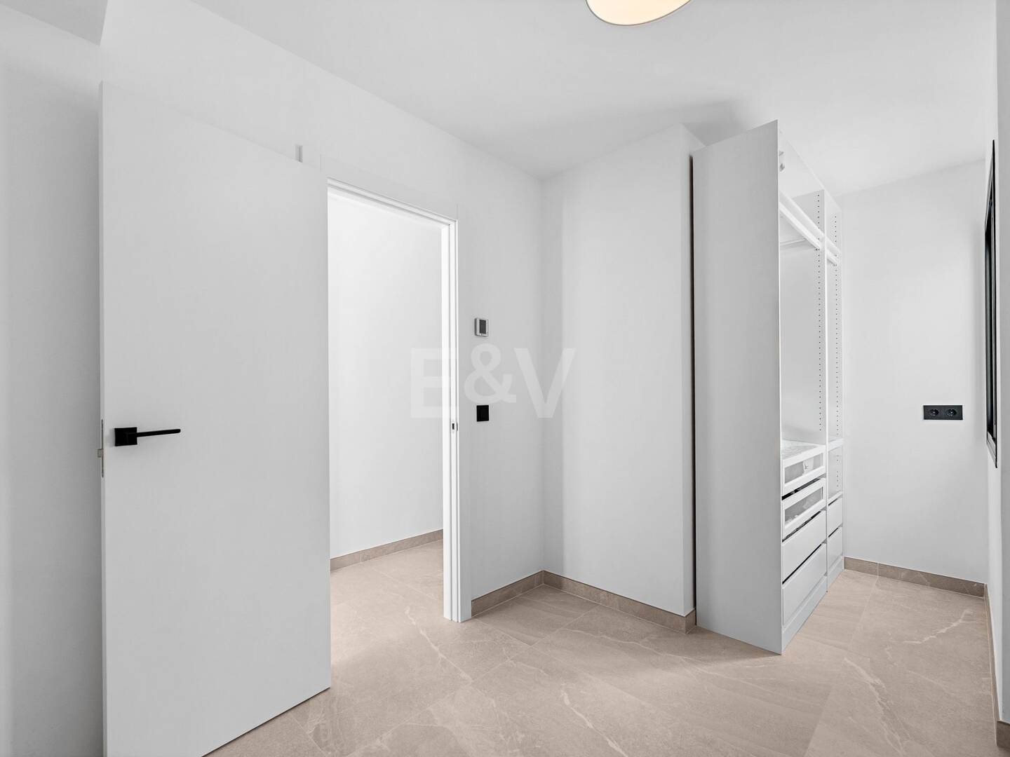 Skandinavisches Designer-Penthouse, urbanes Leben direkt am Meer