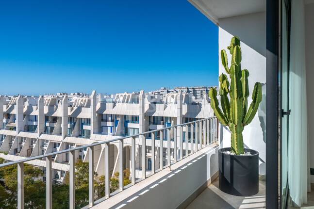 Skandinavisches Designer-Penthouse, urbanes Leben direkt am Meer