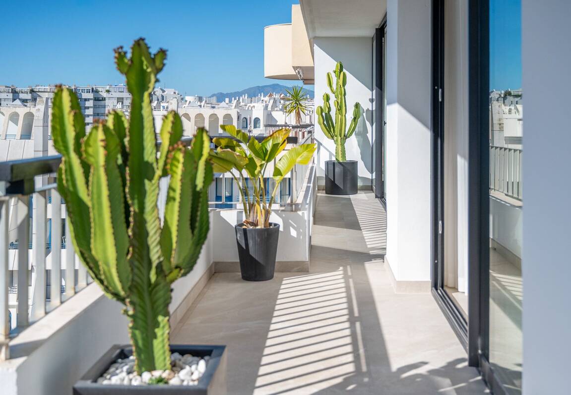 Skandinavisches Designer-Penthouse, urbanes Leben direkt am Meer