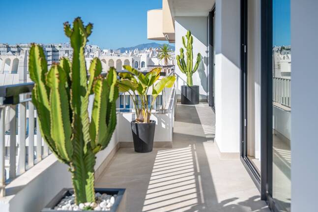 Skandinavisches Designer-Penthouse, urbanes Leben direkt am Meer