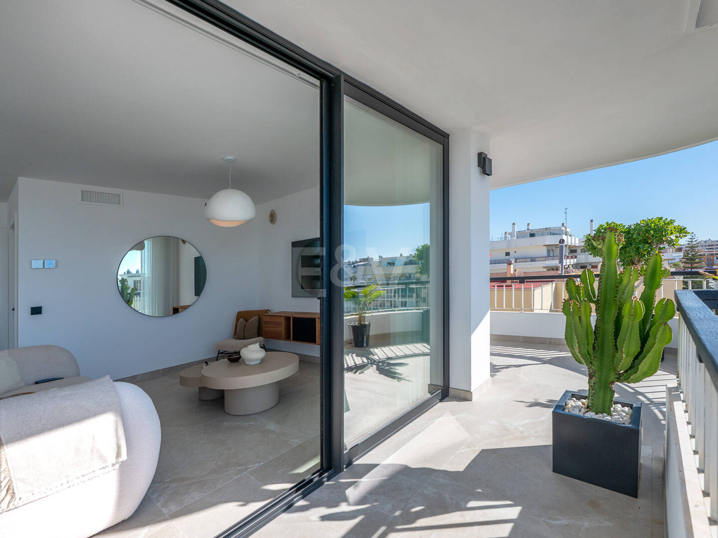 Conception scandinave Penthouse et Urban Living by the Sea