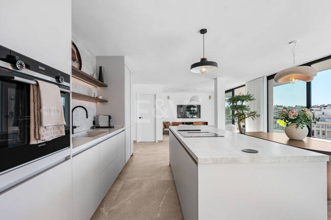 Apartament na sprzedaż w Marbella Golden Mile, Marbella (Wszystkie obszary)