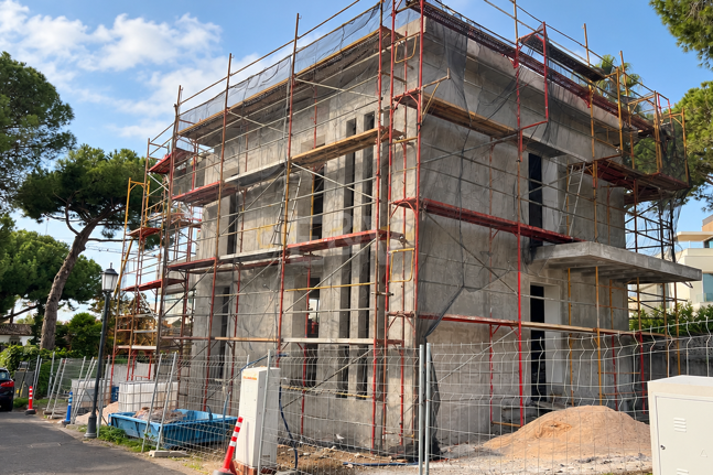Villa Under Construction · 400 m från stranden · Marbella Öst