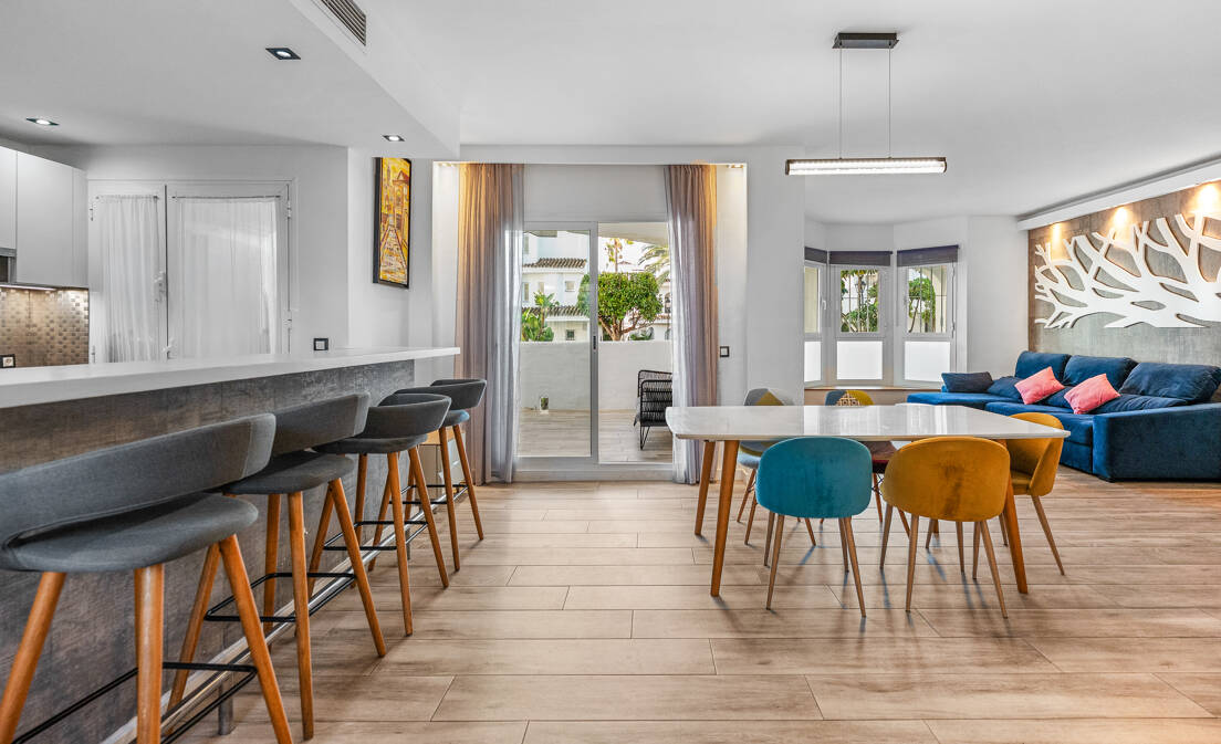Appartement de jardin avec fort potentiel de location à Nueva Andalucia