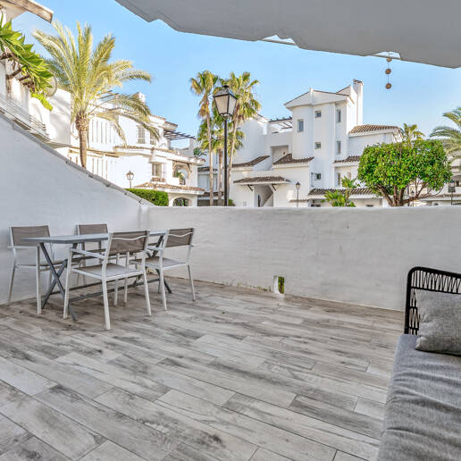 Garden Apartment z silnym potencjałem wynajmu w Nueva Andalucia