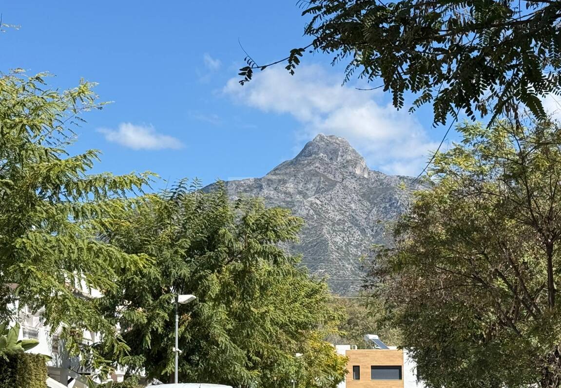 Maison de famille élégante conçue pour la vie moderne Costa del Sol