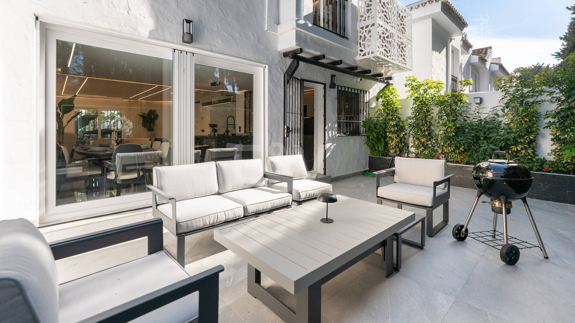 Maison de famille élégante conçue pour la vie moderne Costa del Sol