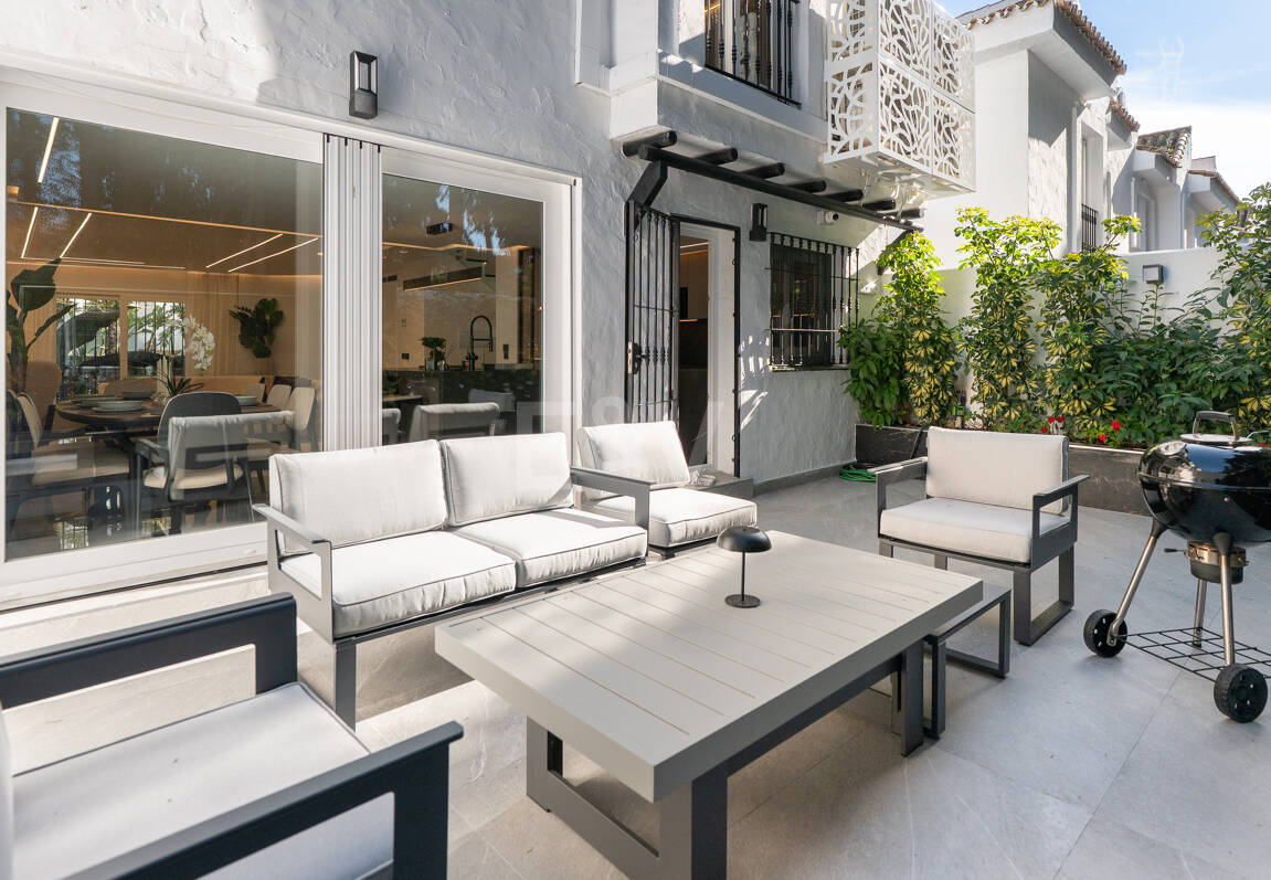 Maison de famille élégante conçue pour la vie moderne Costa del Sol