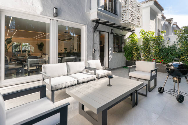 Maison de famille élégante conçue pour la vie moderne Costa del Sol