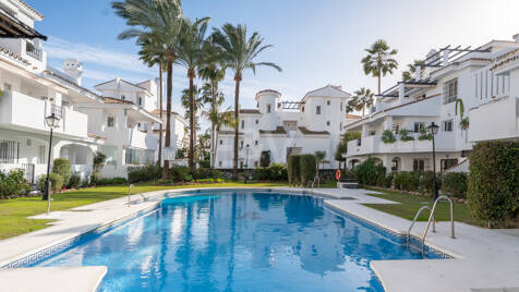 Elegancki dom rodzinny Zaprojektowany dla nowoczesnego Costa del Sol Living