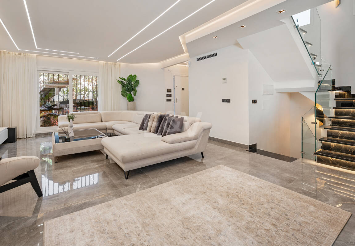 Maison de famille élégante conçue pour la vie moderne Costa del Sol