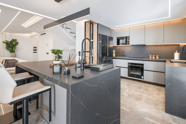 Maison de famille élégante conçue pour la vie moderne Costa del Sol