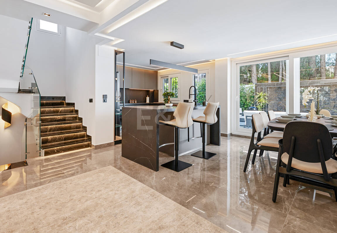 Maison de famille élégante conçue pour la vie moderne Costa del Sol