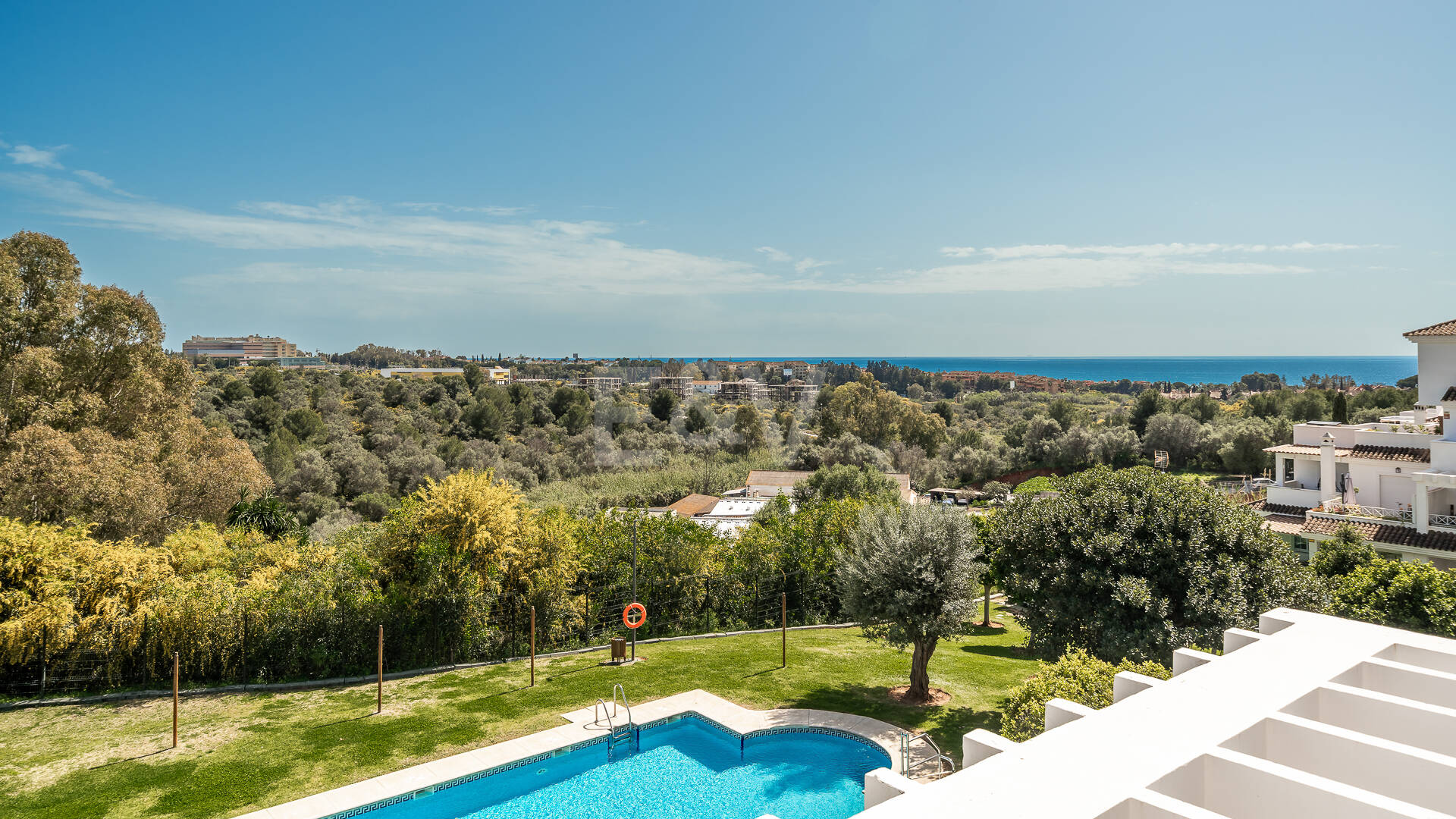 Stunning Duplex Penthouse with Huge Terrace and Open Views