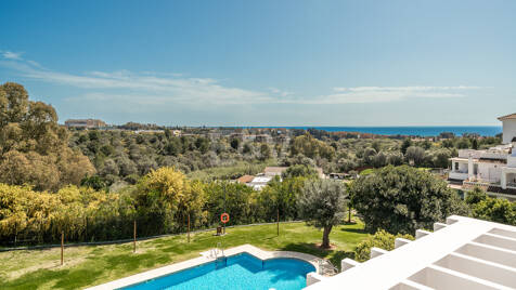 Stunning Duplex Penthouse with Huge Terrace and Open Views