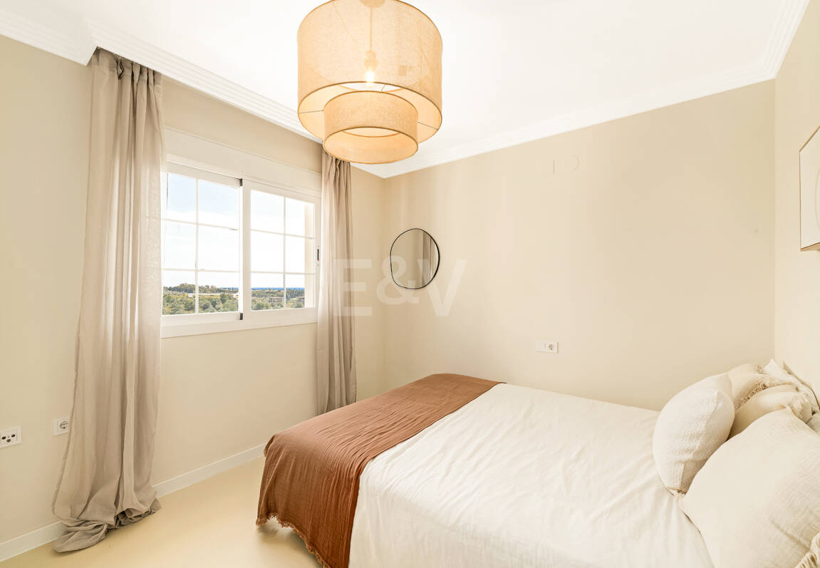 Stunning Duplex Penthouse with Huge Terrace and Open Views