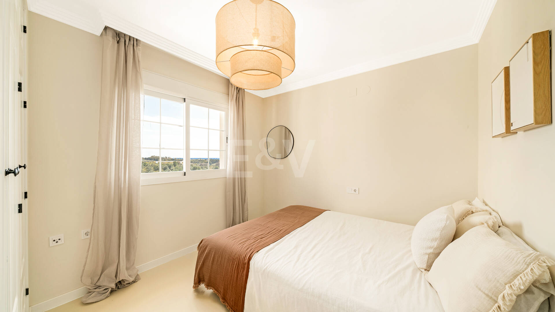 Stunning Duplex Penthouse with Huge Terrace and Open Views