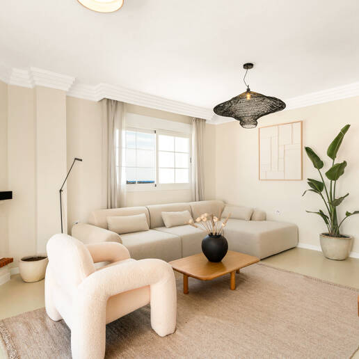 Stunning Duplex Penthouse with Huge Terrace and Open Views