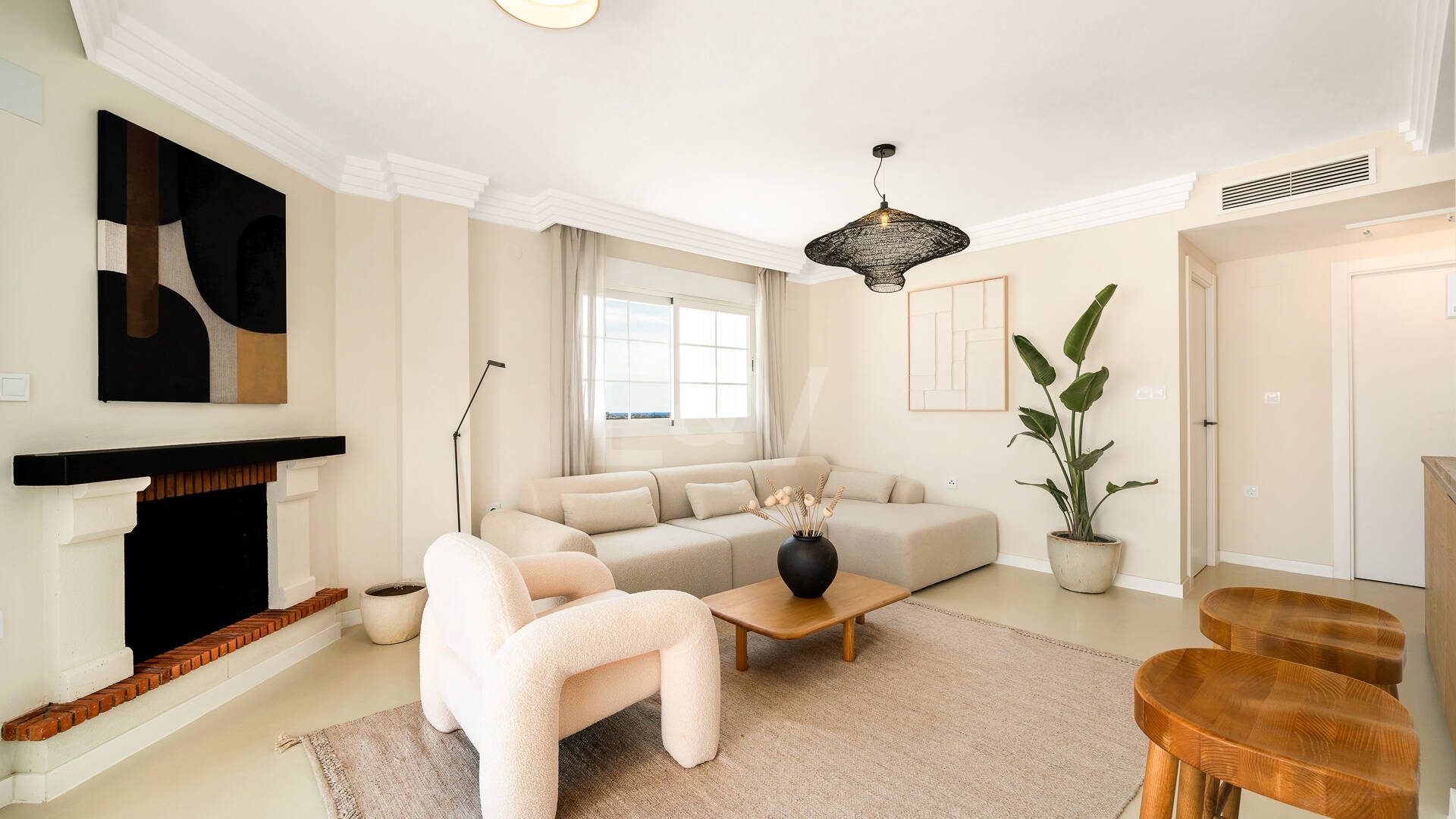 Stunning Duplex Penthouse with Huge Terrace and Open Views