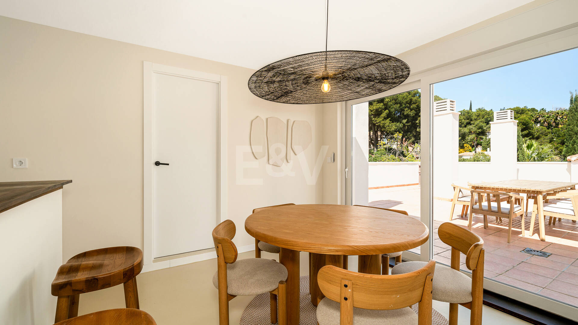 Stunning Duplex Penthouse with Huge Terrace and Open Views