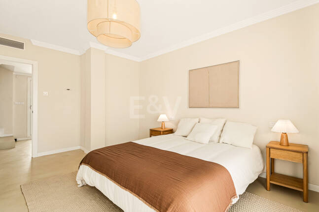 Stunning Duplex Penthouse with Huge Terrace and Open Views