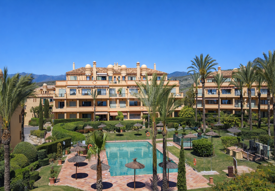 Appartement au rez-de-chaussée dans une communauté de prestige avec jardin privé et terrasse