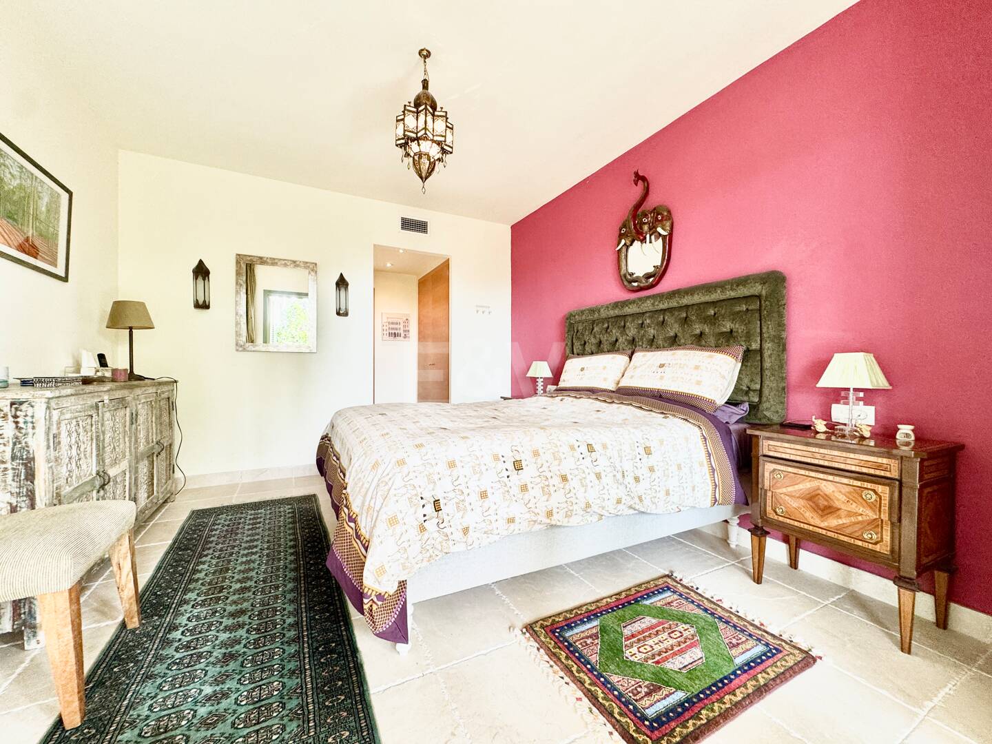 Appartement au rez-de-chaussée dans une communauté de prestige avec jardin privé et terrasse