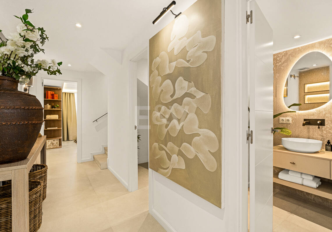 Nowoczesne Luksusowe Townhouse Obok Aloha Golf