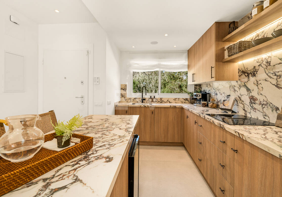 Nowoczesne Luksusowe Townhouse Obok Aloha Golf