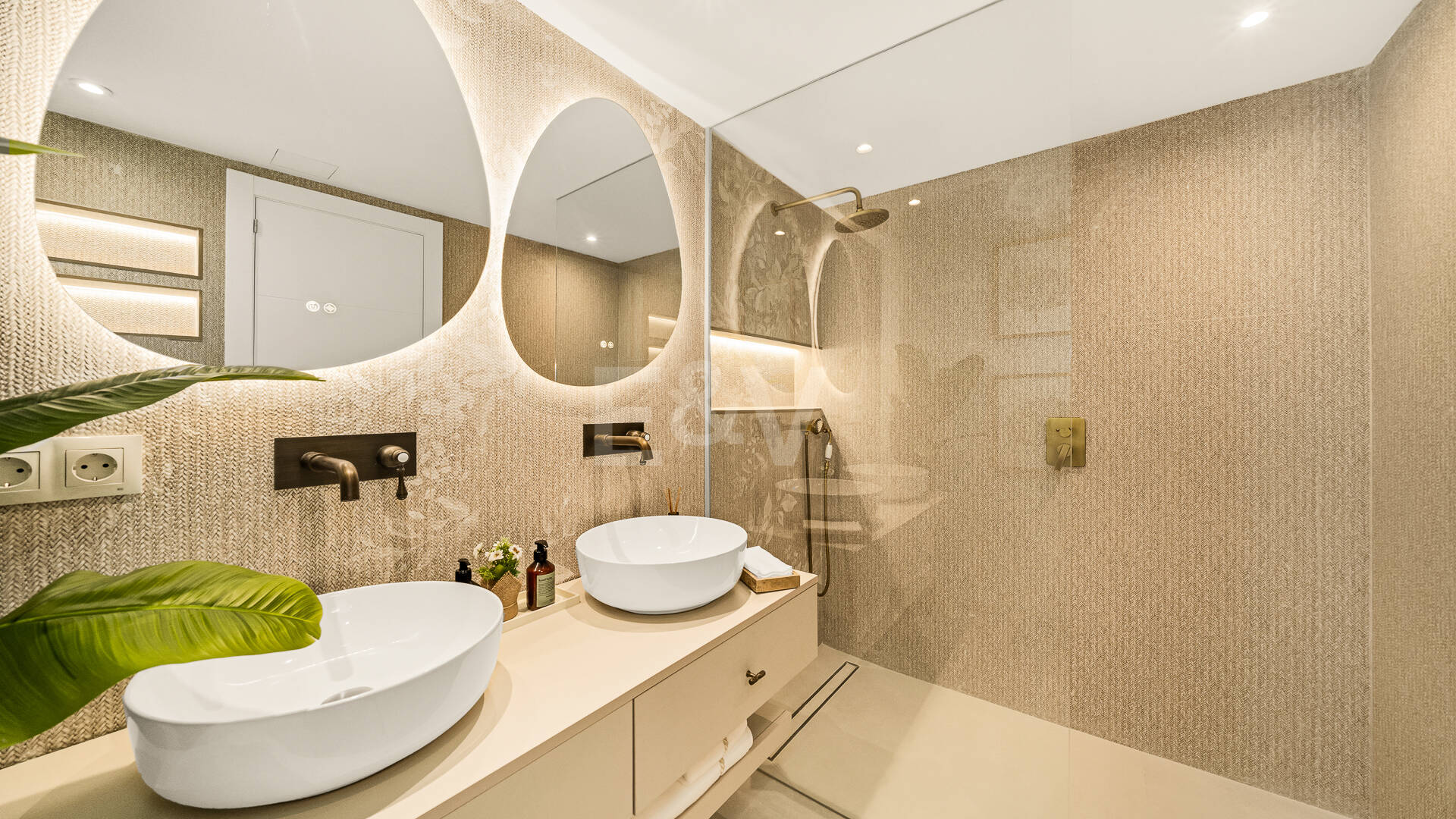 Modern lyx Townhouse bredvid Aloha Golf