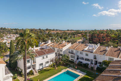 Modern lyx Townhouse bredvid Aloha Golf