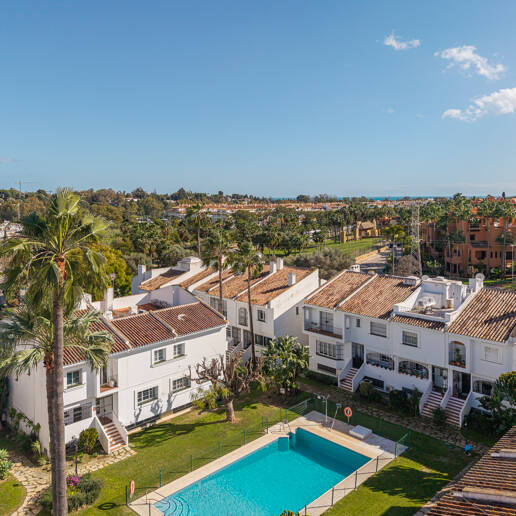 Modern lyx Townhouse bredvid Aloha Golf