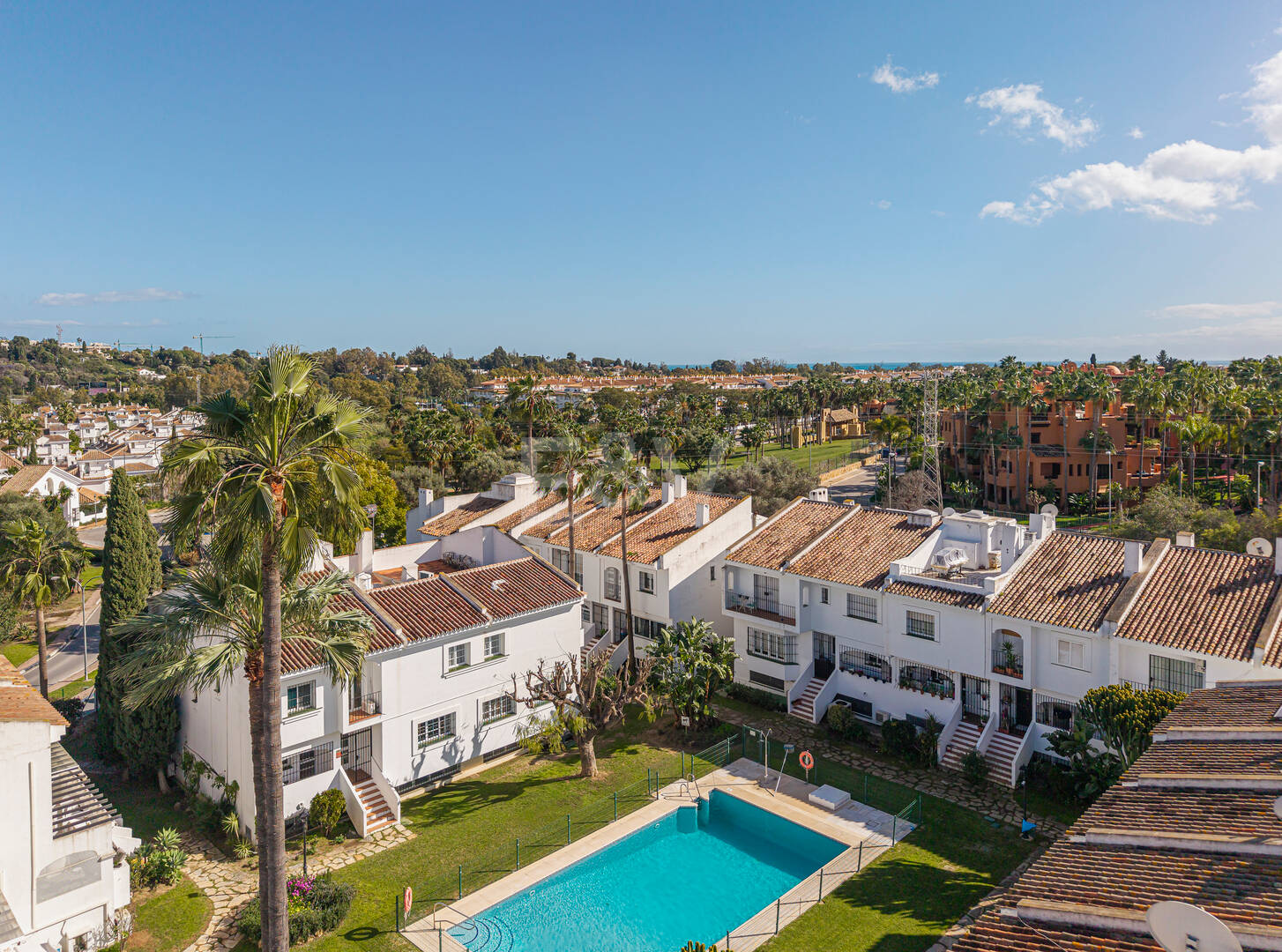Modern lyx Townhouse bredvid Aloha Golf