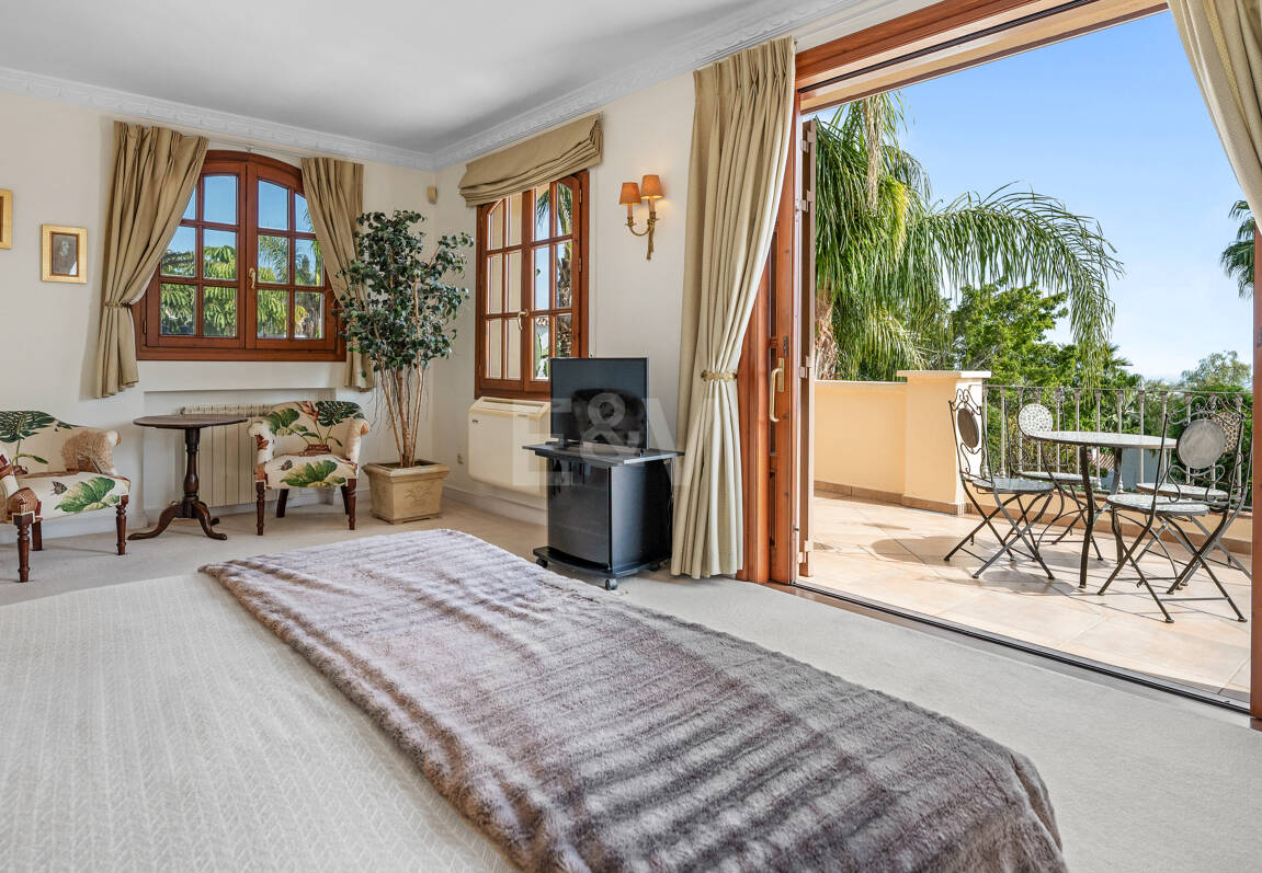 Villa à vendre en Los Arqueros, Benahavis