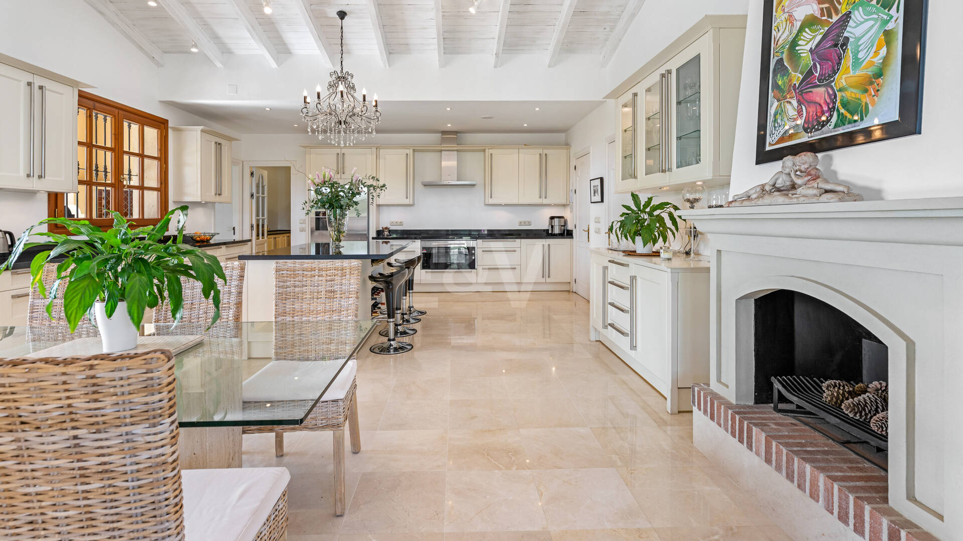 Authentic Andalusian-Style Villa with Private Heated Pool