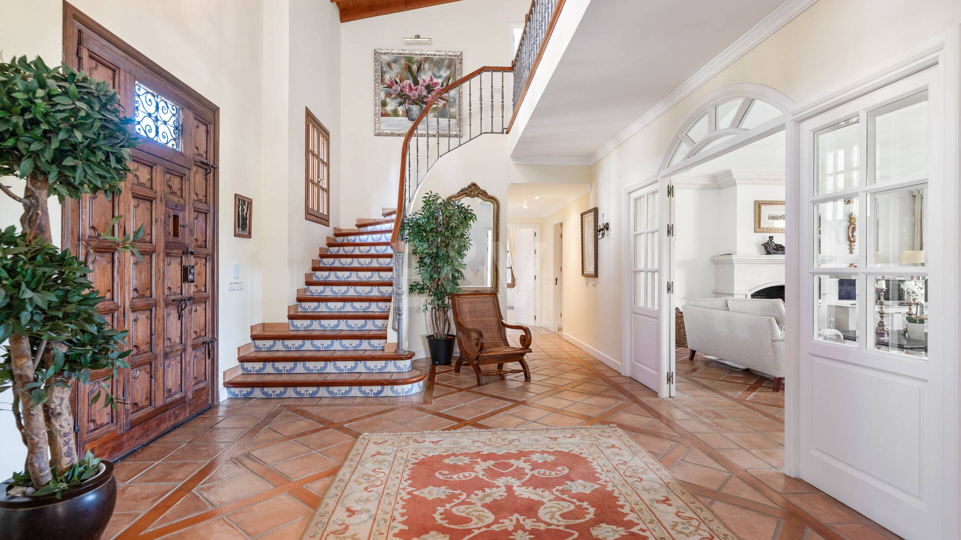 Villa à vendre en Los Arqueros, Benahavis