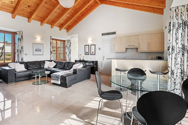 Villa à vendre en Los Arqueros, Benahavis