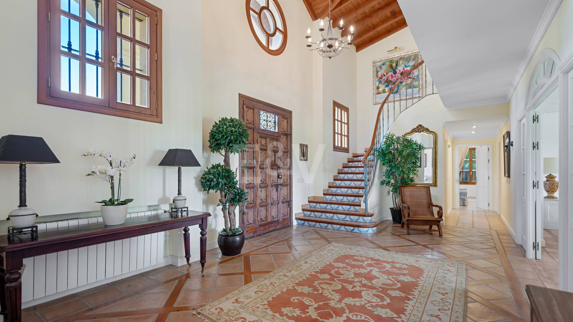 Villa à vendre en Los Arqueros, Benahavis