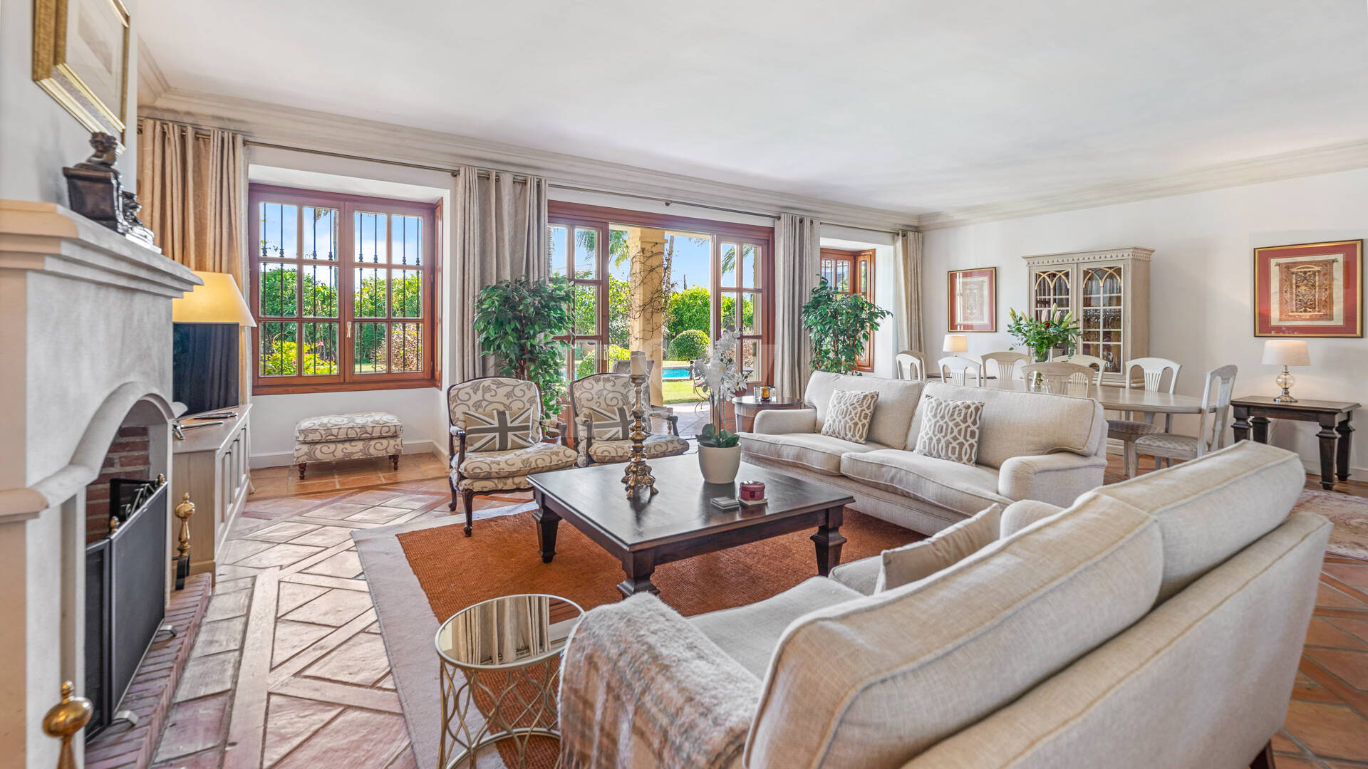 Authentic Andalusian-Style Villa with Private Heated Pool