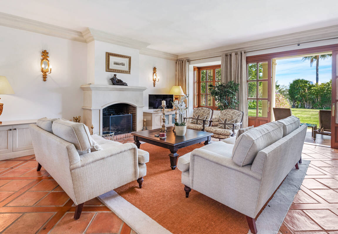 Villa à vendre en Los Arqueros, Benahavis