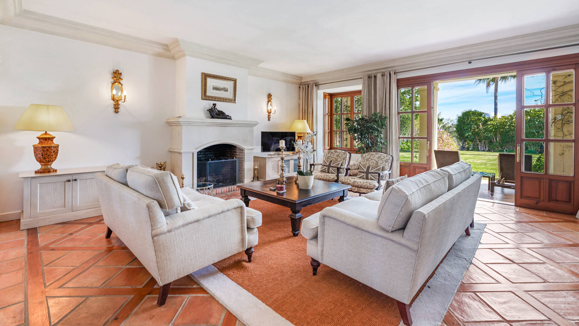 Villa à vendre en Los Arqueros, Benahavis