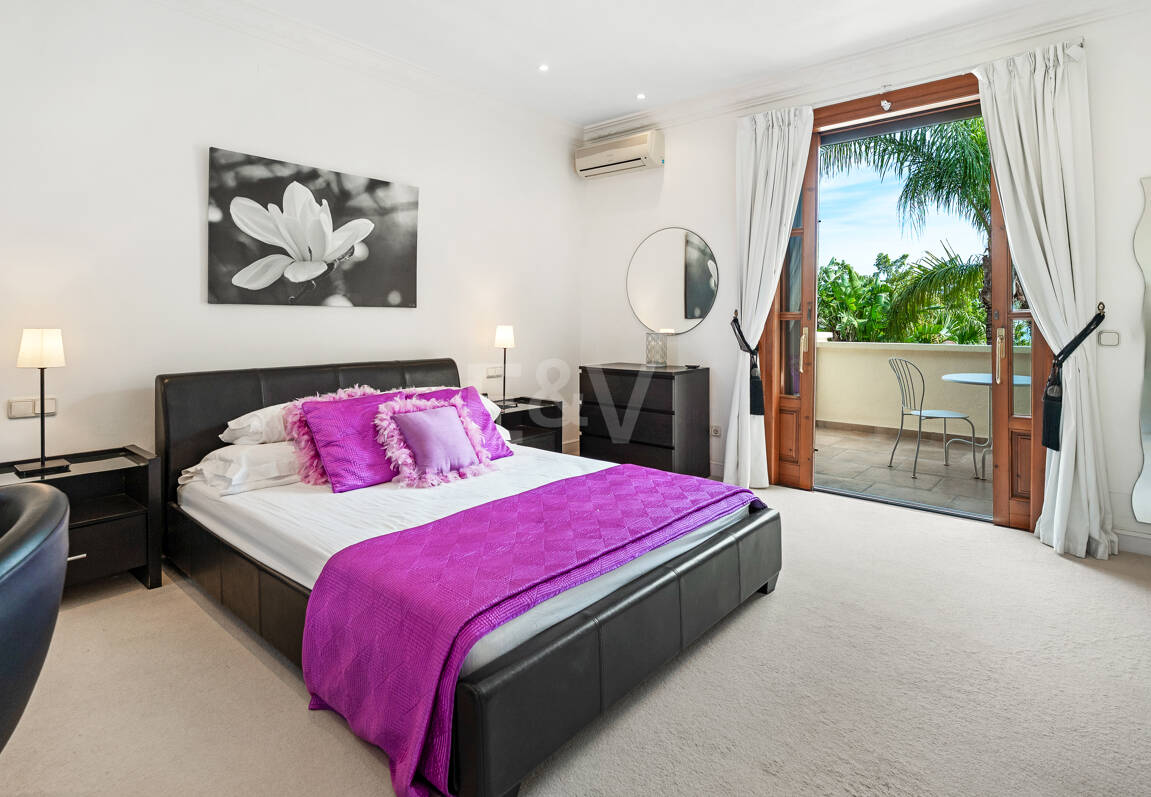 Villa à vendre en Los Arqueros, Benahavis